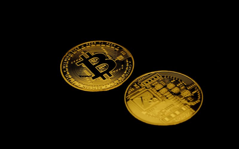 Billionaires' wealth skyrocketing, Davos anti-poverty remarks, wealth inequality debate, 2024 billionaire earnings, global elite economic influence