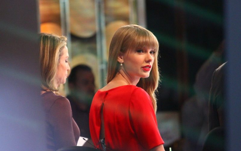 Taylor Swift Booed by Pro-Eagles Fans
